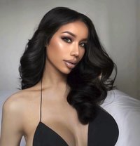 BIG pennis and big breast, BOTH CUM - Transsexual escort in Riyadh