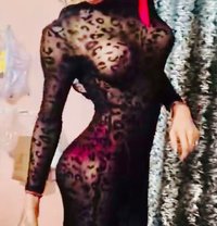 Big Shemale - Transsexual dominatrix in Bangalore