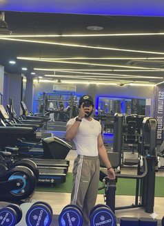 Big Smoke - Acompañantes masculino in Gurgaon Photo 5 of 5