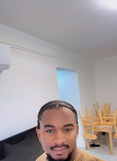 Big Sweet D Masseur - Male escort in Shanghai Photo 7 of 7