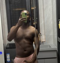 Big Sweet D Masseur - Male escort in Shanghai