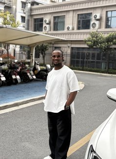 Big Sweet D Masseur - Male escort in Shanghai Photo 3 of 7