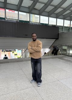 Big Sweet D Masseur - Male escort in Shanghai Photo 6 of 7