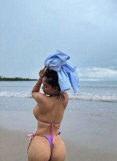 Big Tits Maurine - escort in Manila Photo 8 of 12