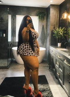 Big zoey of ghana - escort in Accra Photo 6 of 6
