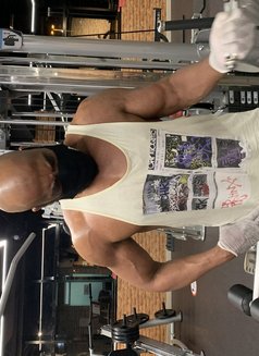 Big69 - Male escort in Abu Dhabi Photo 4 of 5