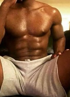 Bigandlongcock26cm - Acompañantes masculino in Johannesburg Photo 2 of 4