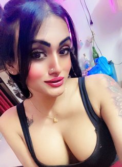 Bigboobs sexyriya - Acompañantes transexual in New Delhi Photo 22 of 22