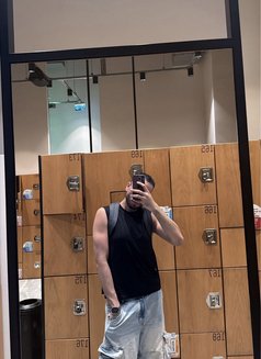 Bigboy Xxl 24 cm - Male escort in İstanbul Photo 1 of 5