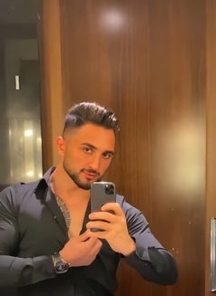 BİGBOYXXL - Male escort in İstanbul Photo 6 of 8