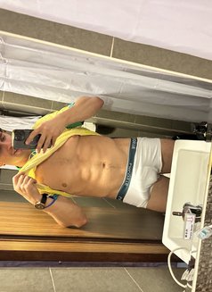 BigBrazilian - Acompañantes masculino in Hong Kong Photo 3 of 6