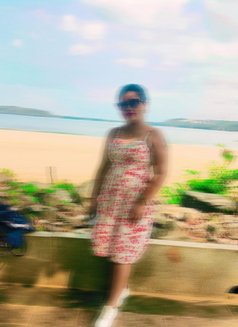 BigBuTT - puta in Mumbai Photo 6 of 9