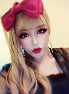 Bigcock Mistress - Transsexual escort in Shanghai Photo 2 of 6