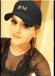 BIGCOCK_MODEL - Transsexual escort in New Delhi Photo 8 of 13