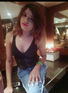 AHANA BIGCOCK - Transsexual escort in New Delhi Photo 6 of 14