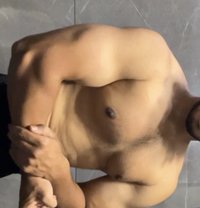 Bigdickdaddy22 - Male escort in Mumbai