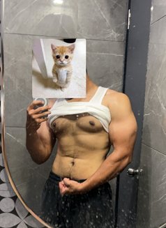 Bigdickdaddy22 - Male escort in Mumbai Photo 5 of 7
