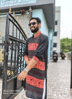 Bigfoot - masseur in Kolkata Photo 4 of 5