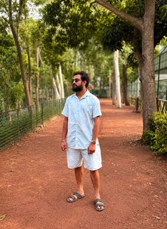 Bigfoot - Masajista in Kolkata Photo 2 of 6