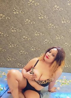 Bigg Boobs Mixed African Call Girl - puta in Chennai Photo 1 of 3