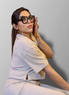 Biggest Dick Ts - Transsexual escort in Mumbai Photo 27 of 27