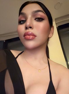 Biggest Dick Ts - Transsexual escort in Bangalore Photo 23 of 30