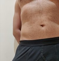 Biggun - Male adult performer in Riyadh