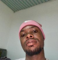 Bigjames Victor - masseur in Accra