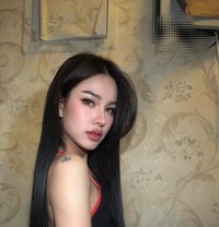 Bigky - Transsexual escort in Abu Dhabi Photo 4 of 4