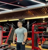 Bigmanxlx - Male escort in Dubai