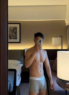 Bigwhit8inch - Acompañantes masculino in Kuala Lumpur Photo 2 of 5