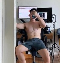 Bigwhit8inch - Acompañantes masculino in Kuala Lumpur