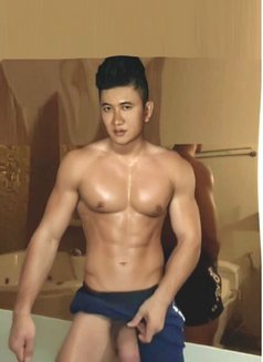 Bigwhit8inch - Acompañantes masculino in Kuala Lumpur Photo 4 of 5