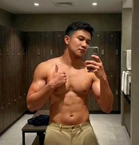 Bigwith8inch - Male escort in Singapore