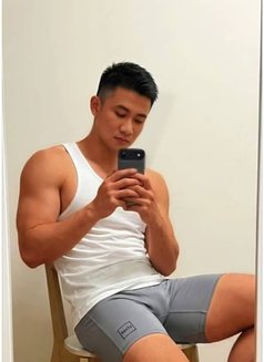 Bigwith"8inch - Male escort in Singapore Photo 4 of 6