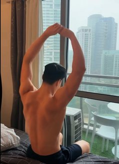 Bigwith"8inch - Male escort in Singapore Photo 3 of 4