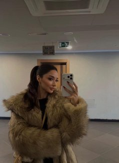 Bihter - puta in İstanbul Photo 3 of 6