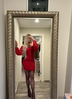 Bihter - Transsexual escort in Kyrenia Photo 14 of 17