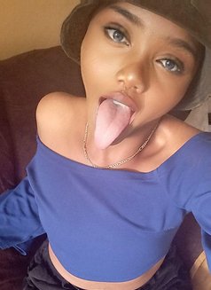 Bikira - Acompañantes transexual in Nairobi Photo 17 of 17