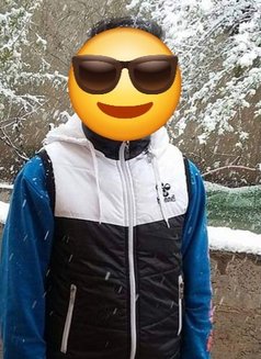 Bikky - Acompañantes masculino in Kathmandu Photo 1 of 1