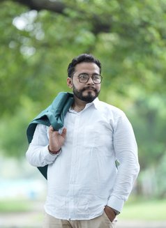 Bikram - Male escort in Kolkata Photo 3 of 7