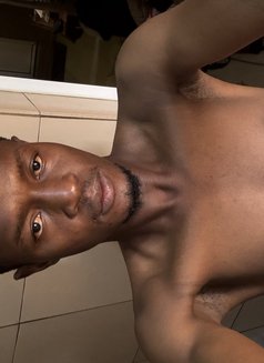 Bilal - Acompañantes masculino in Abuja Photo 9 of 9