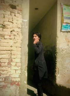 Bilal - Male escort in Rāwalpindi Photo 2 of 2
