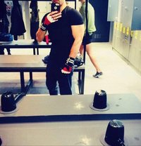 Billa - Male escort in Paris