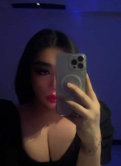 BILLIE (In Boshwe 🇴🇲) Nuru+B2B🇰🇷 - Transsexual escort in Muscat Photo 5 of 8