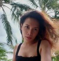 Billie Jean - Acompañante transexual in Makati City