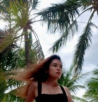 Billie Jean - Acompañante transexual in Makati City