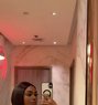 Bills - puta in Dubai Photo 1 of 8