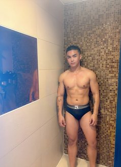 Billy Anderson Sexy Asian - Male escort in Hong Kong Photo 9 of 10