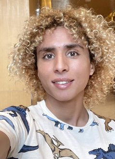 Billy - Male escort in Bangkok Photo 12 of 12